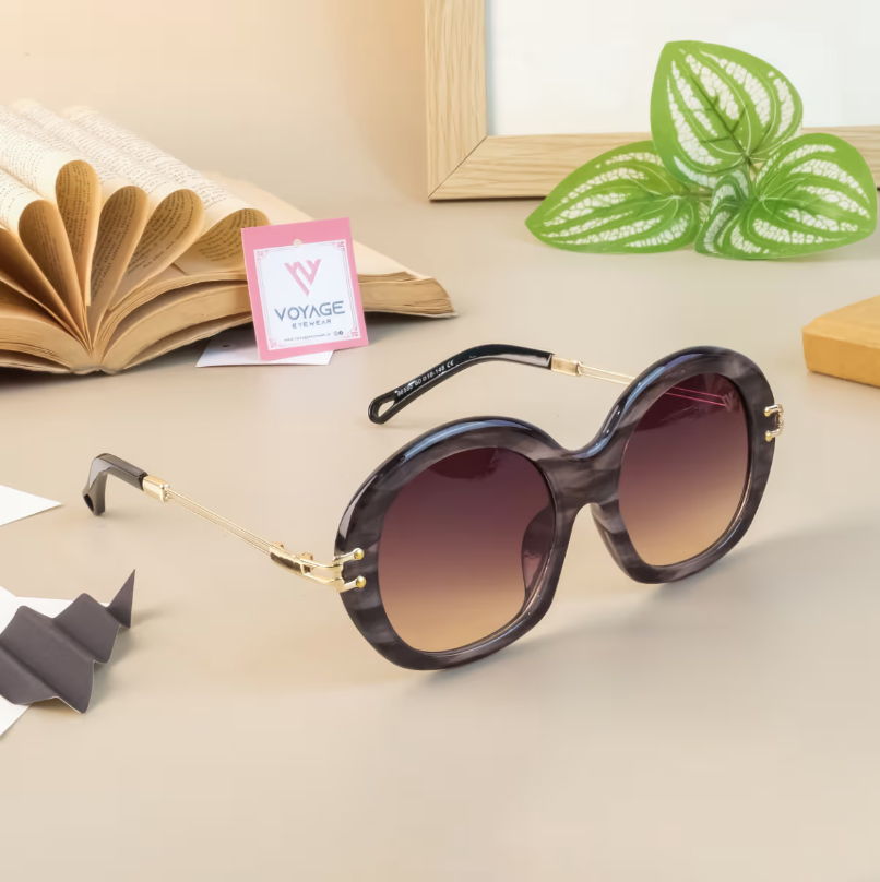 Voyaage Multicolored Over Size Sunglasses for Women - 86585Mg3911